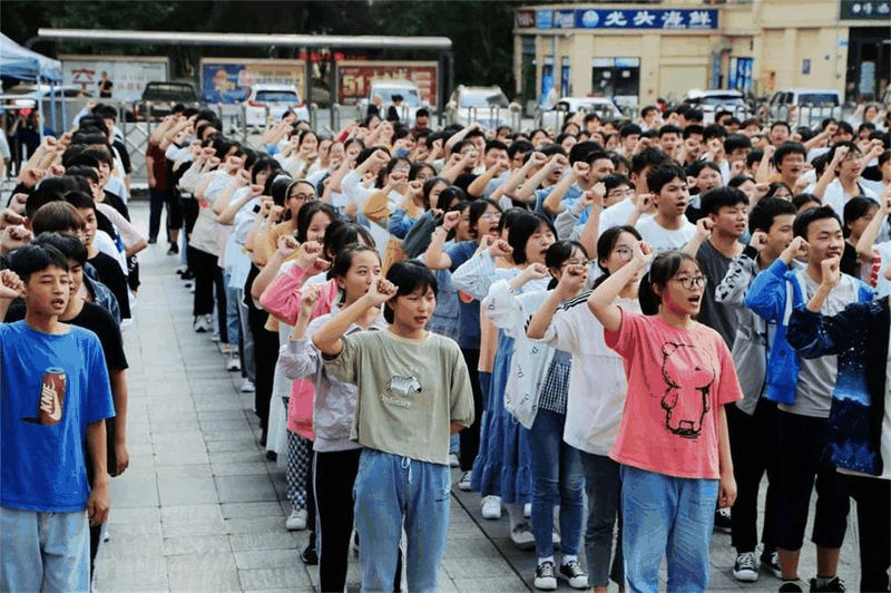 2021年萬州普通高中錄取分?jǐn)?shù)線出爐！看看你家孩子讀哪所學(xué)校？