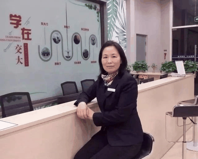 “博士坐下，碩士留下，本科等下，?？谱屜?！”你還敢不努力學(xué)習(xí)？（轉(zhuǎn)給孩子）