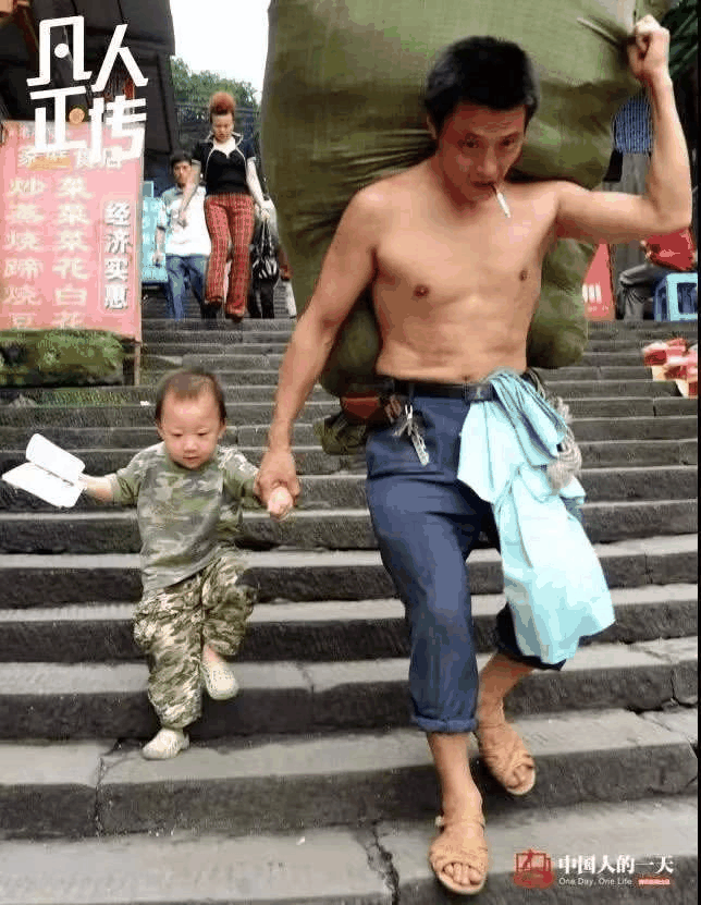 班主任坦言：學(xué)霸非天生，班級前10的孩子，90%都來自這4種家庭！