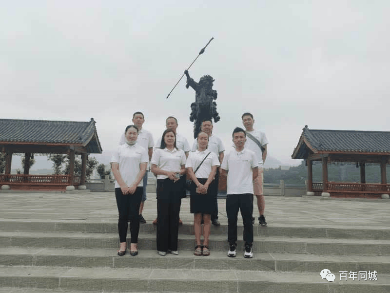 大動(dòng)作！以萬(wàn)州為根據(jù)地，走向大重慶、走向全國(guó)，圍觀這家培訓(xùn)機(jī)構(gòu)一體化的崛起之路！