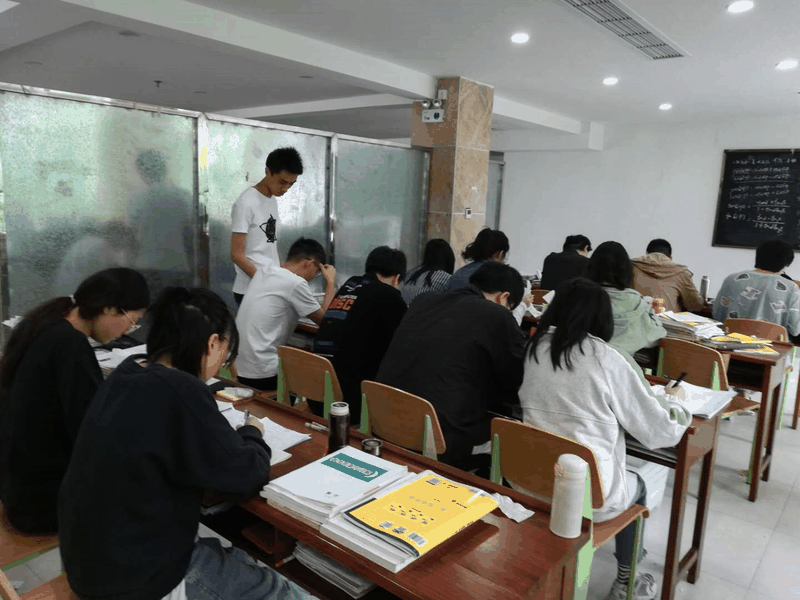 百年書院第七屆藝考生文化集訓(xùn)班結(jié)業(yè)啦！是結(jié)束，亦是開始！