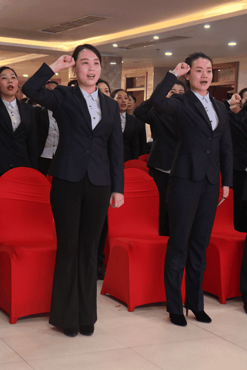 學(xué)習(xí)業(yè)務(wù)技能，再上新臺階！