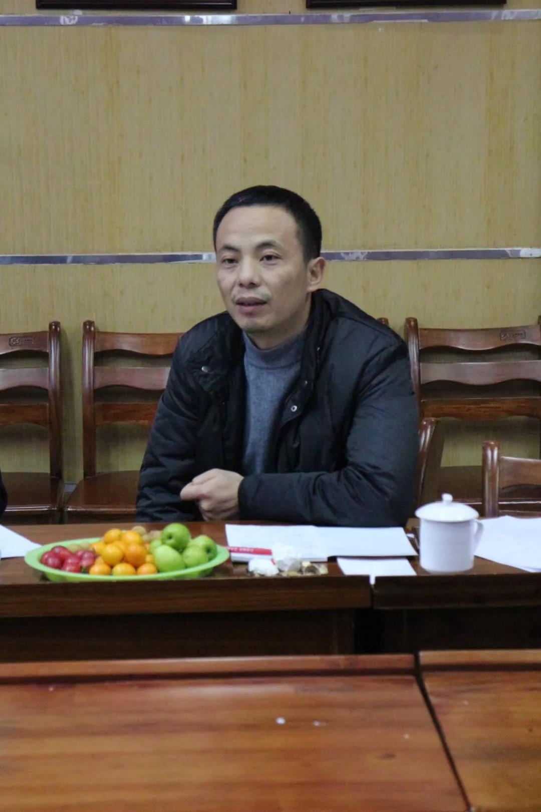 熱烈歡迎太白街道辦事處譚方培書記一行蒞臨百年集團指導工作！